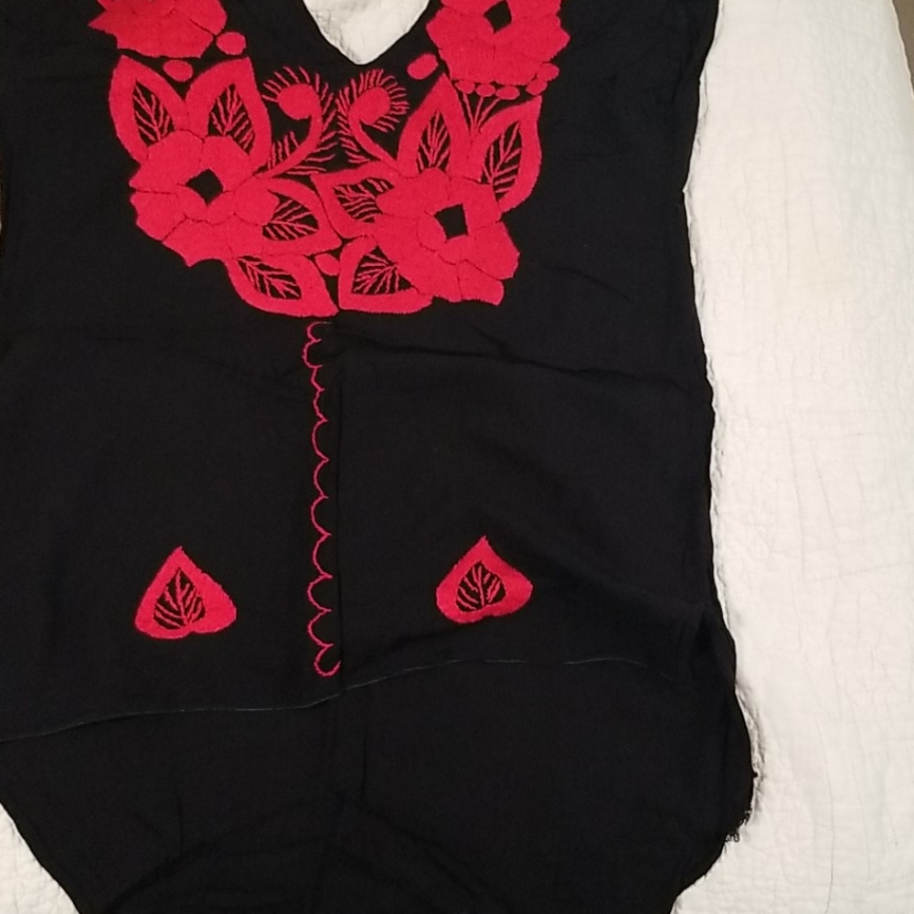 Medium black blouse